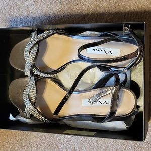 Nina sandals